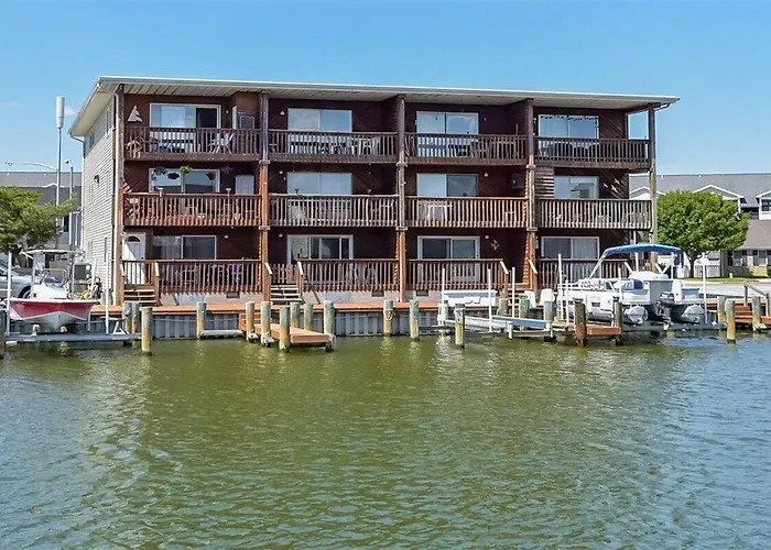 Wonderful 2 Bedroom Bayside Property! Ocean City